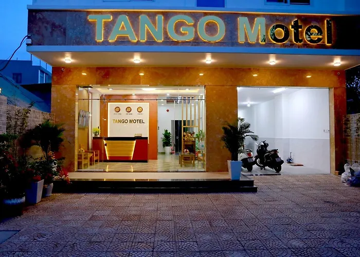 Tango Motel Da Nang